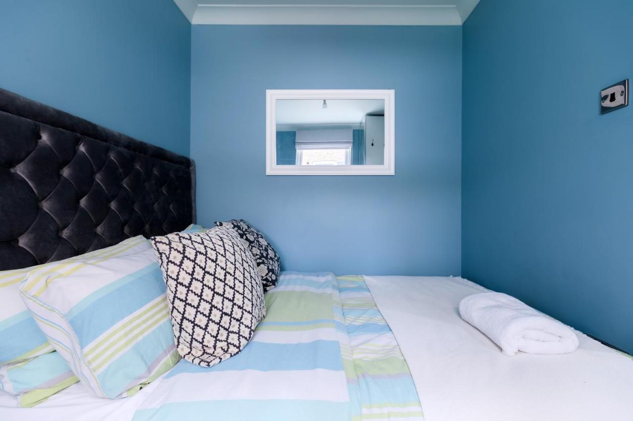 Central Stylish 2-Bed Apartment In Лондон Екстериор снимка