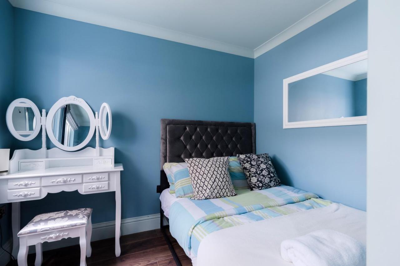 Central Stylish 2-Bed Apartment In Лондон Екстериор снимка